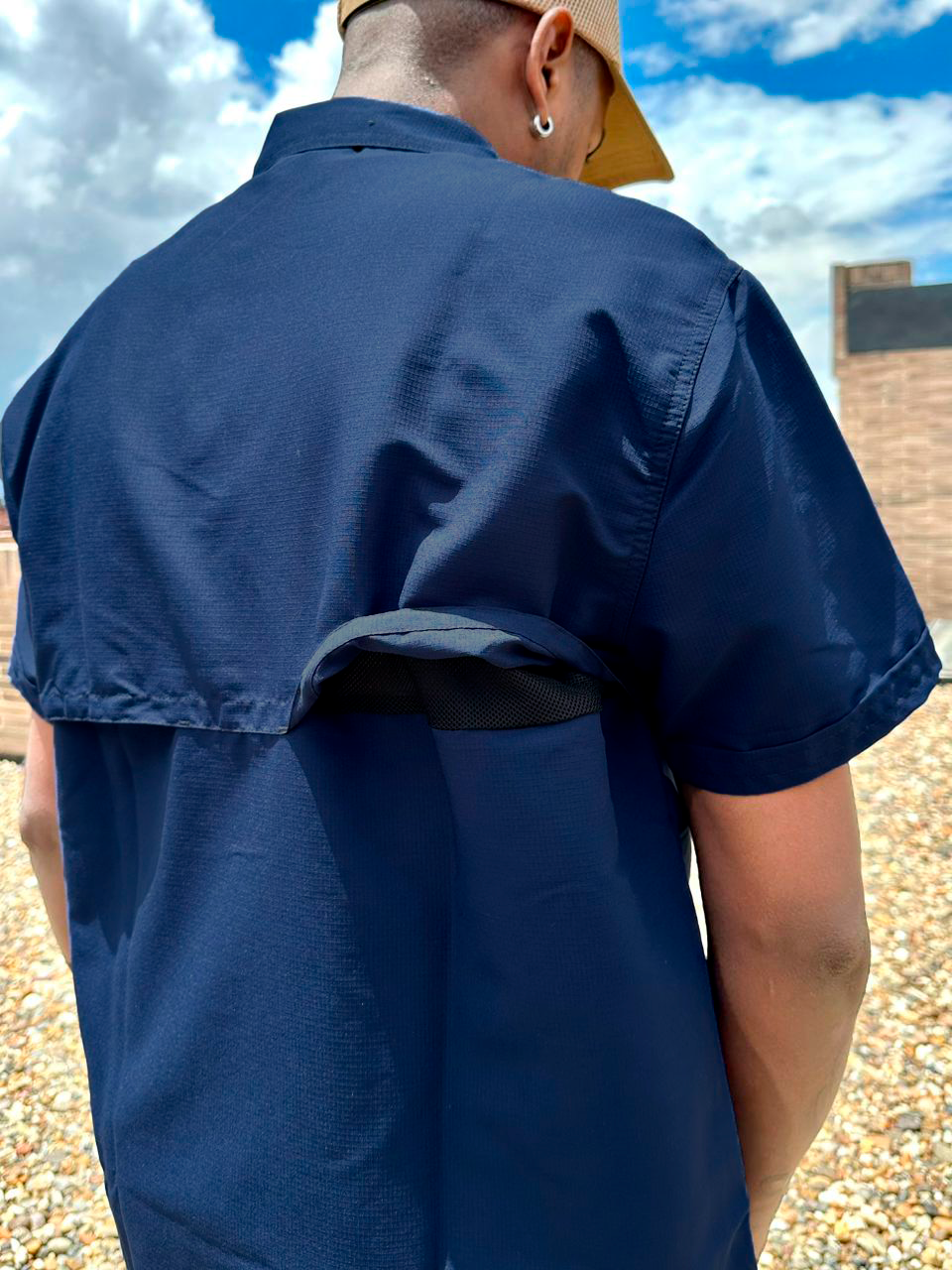 Camisa Azul Oscura Manga Corta