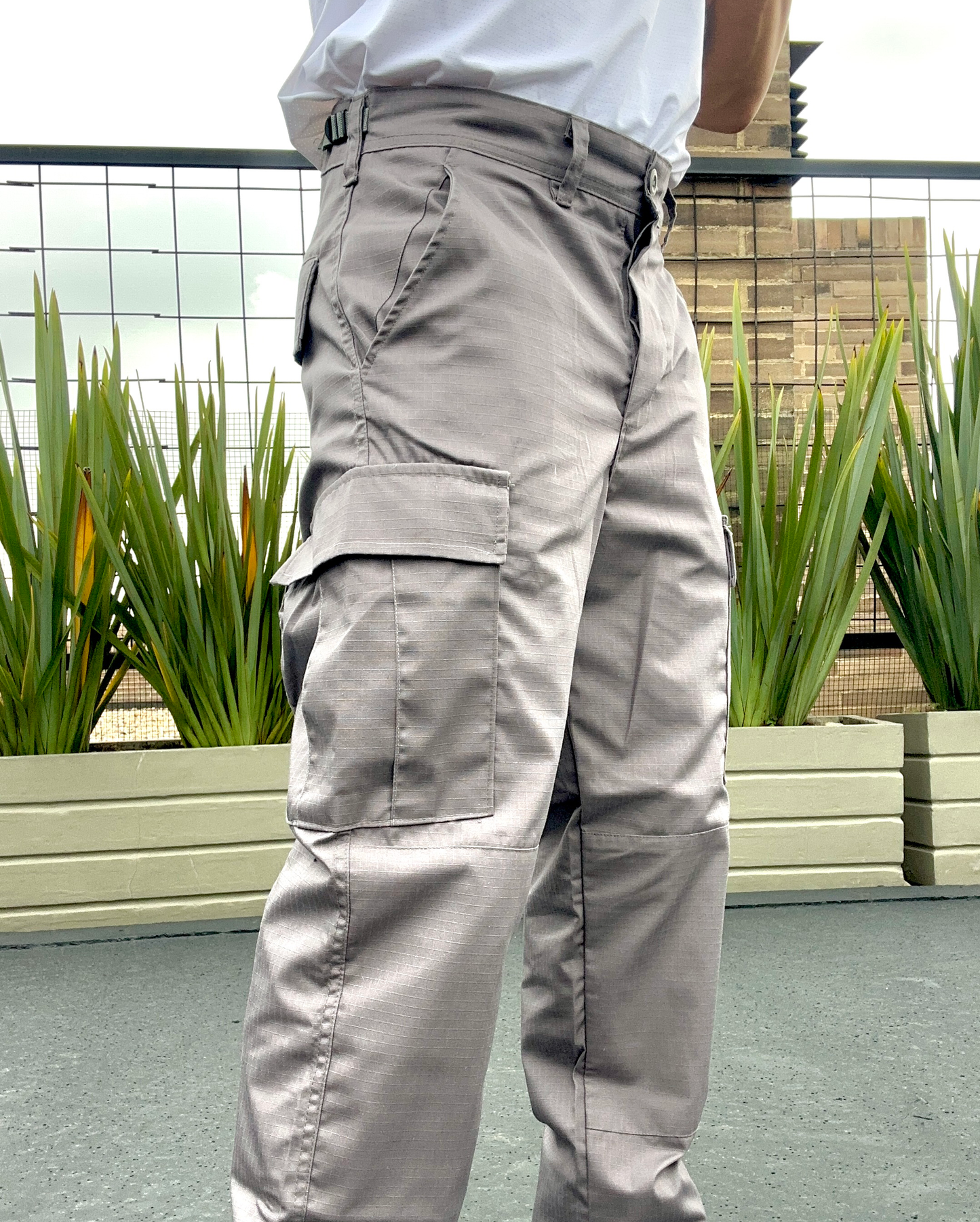 Pantalon Táctico Cargo Gris