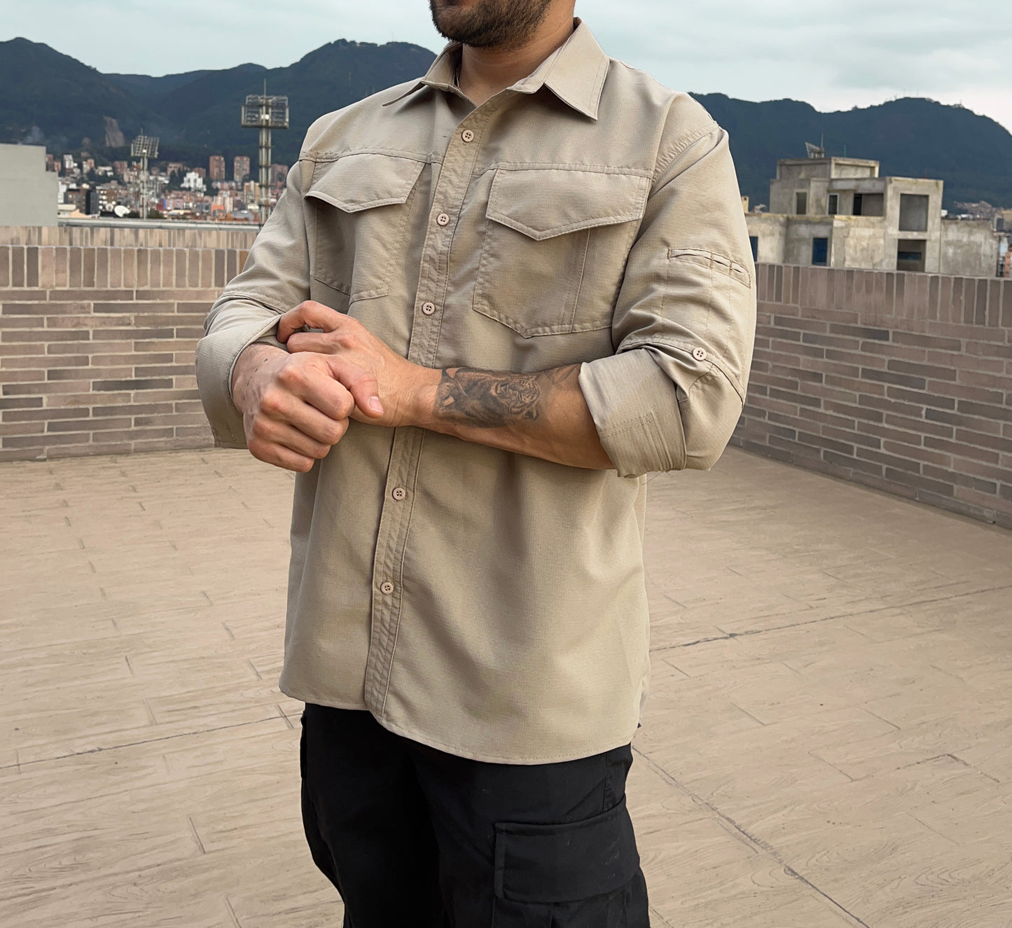 Camisa Táctica Khaki